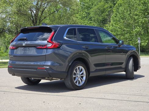 Used 2023 Honda CR-V EX image 17