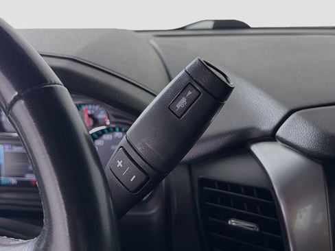 Used 2019 Chevrolet Tahoe LT RWD image 18