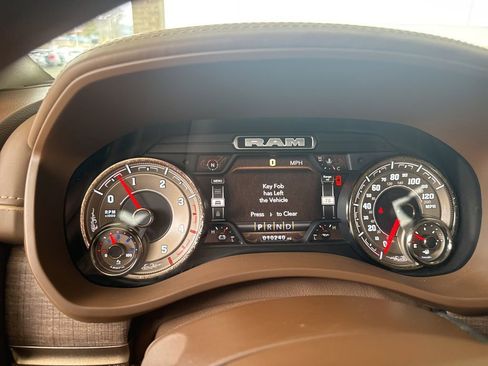 Used 2022 RAM 3500 Limited image 11