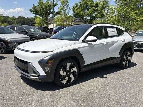 New 2026 Hyundai Kona Limited FWD image 3