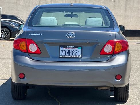 Used 2010 Toyota Corolla LE FWD image 8