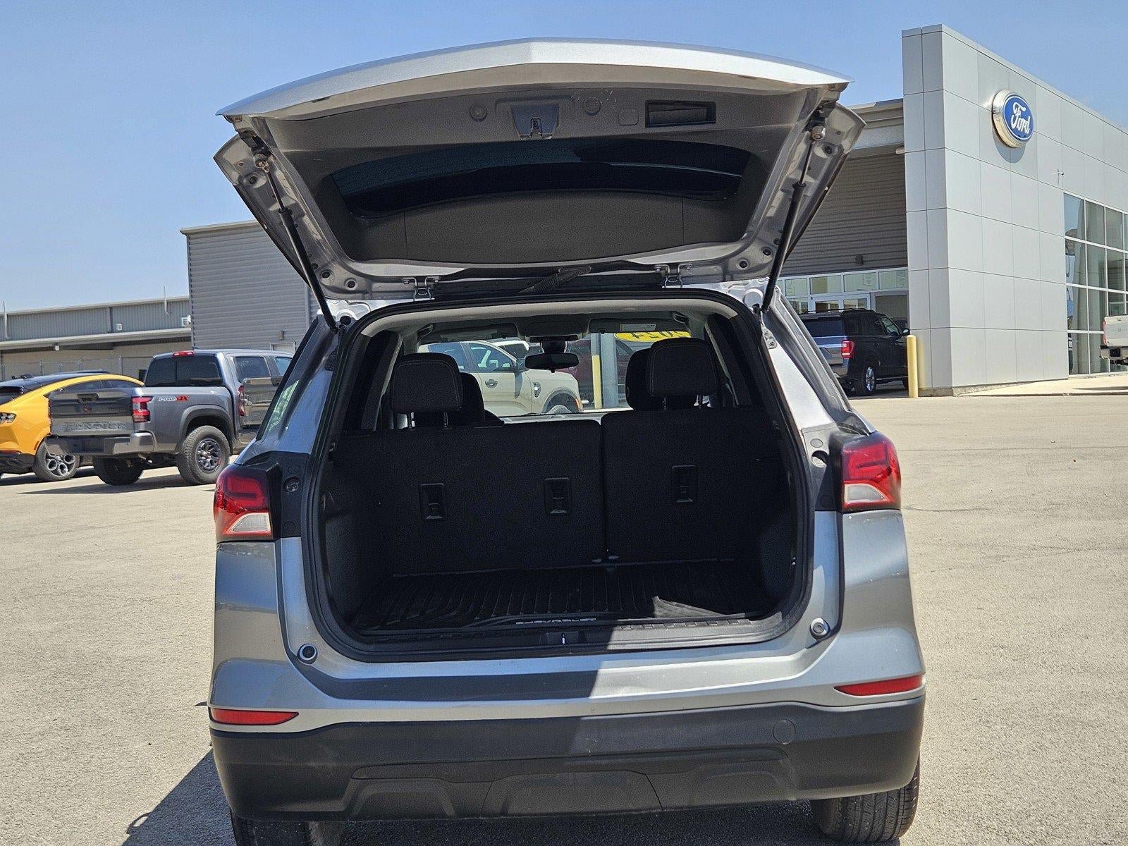 Used 2024 Chevrolet Equinox LS w/ LS Convenience Package FWD image 11
