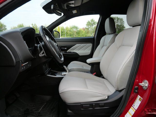 Used 2022 Mitsubishi Outlander SEL AWD/4WD image 14