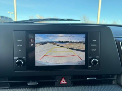 Used 2024 Kia Sportage LX image 20