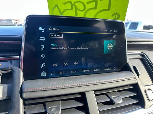 Used 2023 Chevrolet Suburban RST image 10