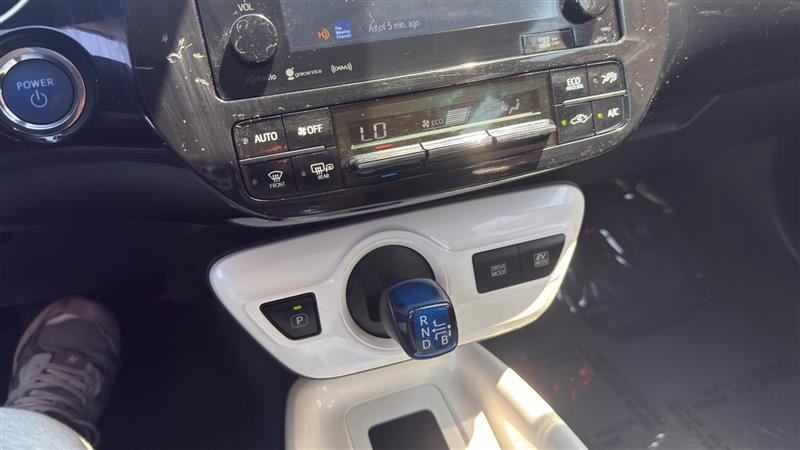 Used 2017 Toyota Prius Three Touring w/ Protection Package FWD image 32