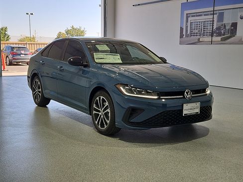 New 2026 Volkswagen Jetta Sport FWD image 2