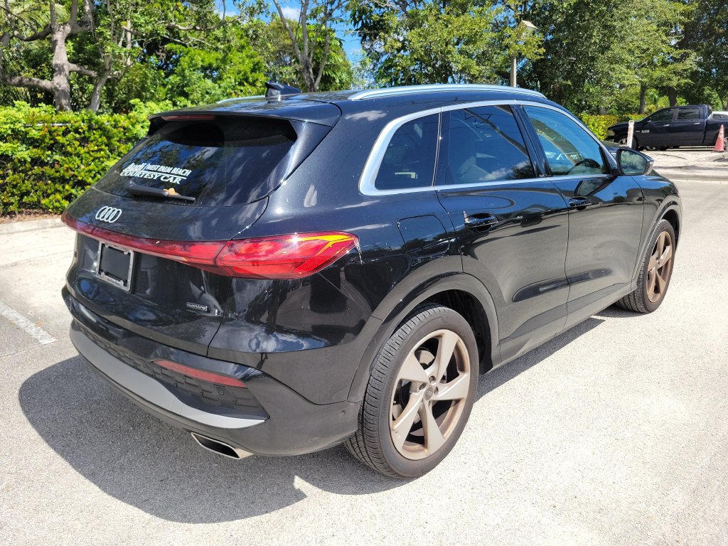 Used 2025 Audi Q5 Prestige AWD/4WD image 6