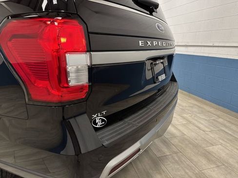 Used 2024 Ford Expedition Max XLT image 38