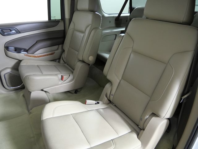 Used 2018 Chevrolet Suburban Premier AWD/4WD image 16