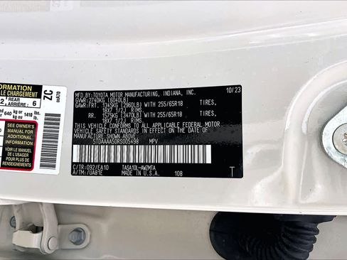 Used 2024 Toyota Grand Highlander FWD image 34