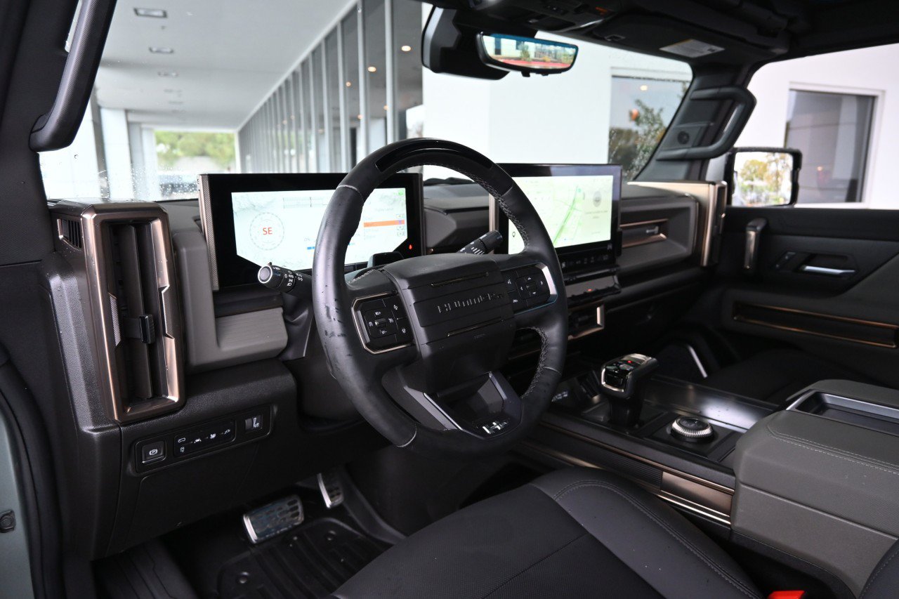 Used 2024 GMC Hummer EV 3X w/ Extreme Off-Road Package AWD/4WD image 16