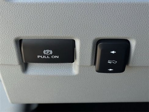 Used 2024 Ford F350 Limited w/ FX4 Off-Road Package image 25