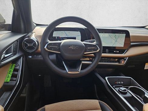 New 2026 Chevrolet Equinox ACTIV w/ Convenience Package III image 12