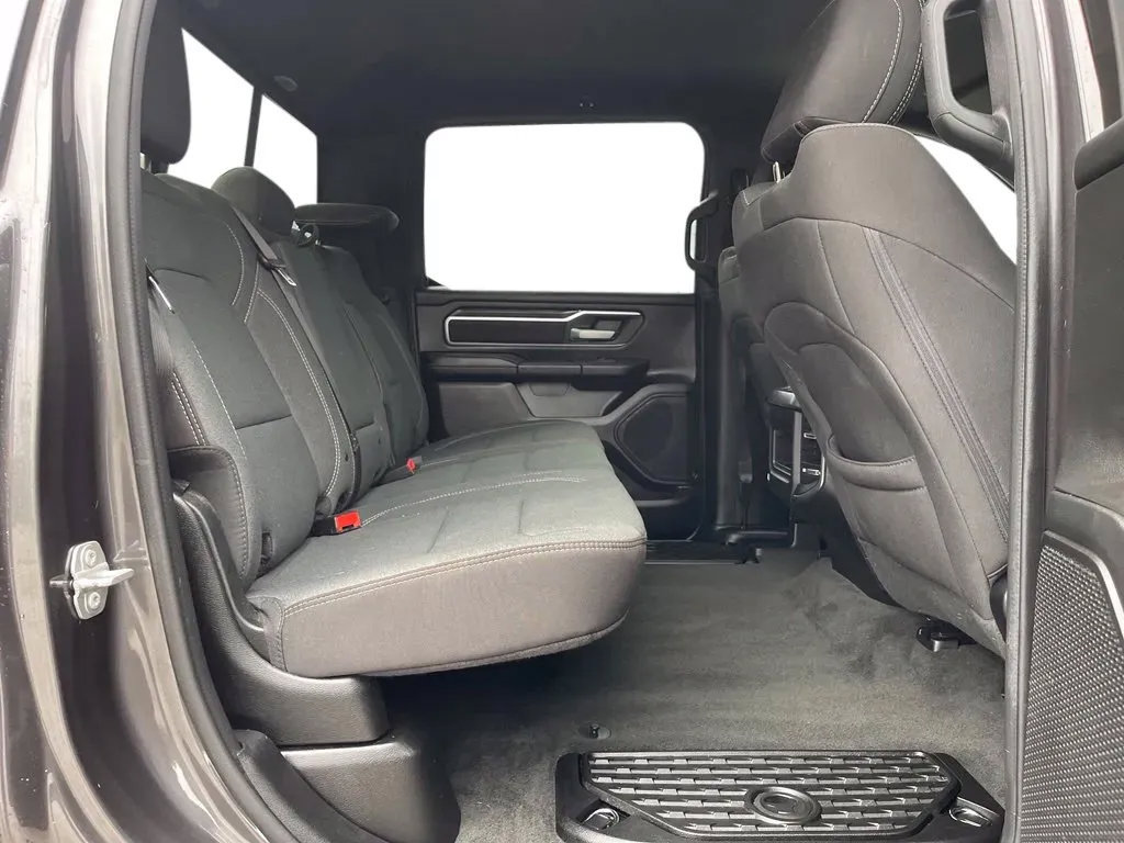 Used 2024 RAM 1500 Big Horn AWD/4WD image 18