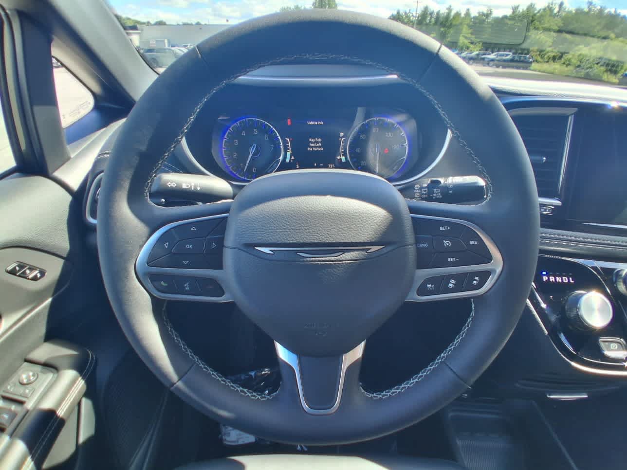 New 2027 Chrysler Pacifica Select AWD/4WD image 18