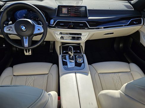Used 2022 BMW 740i xDrive w/ M Sport Package image 16