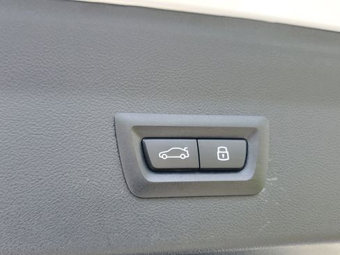 Used 2024 BMW X4 xDrive30i image 10