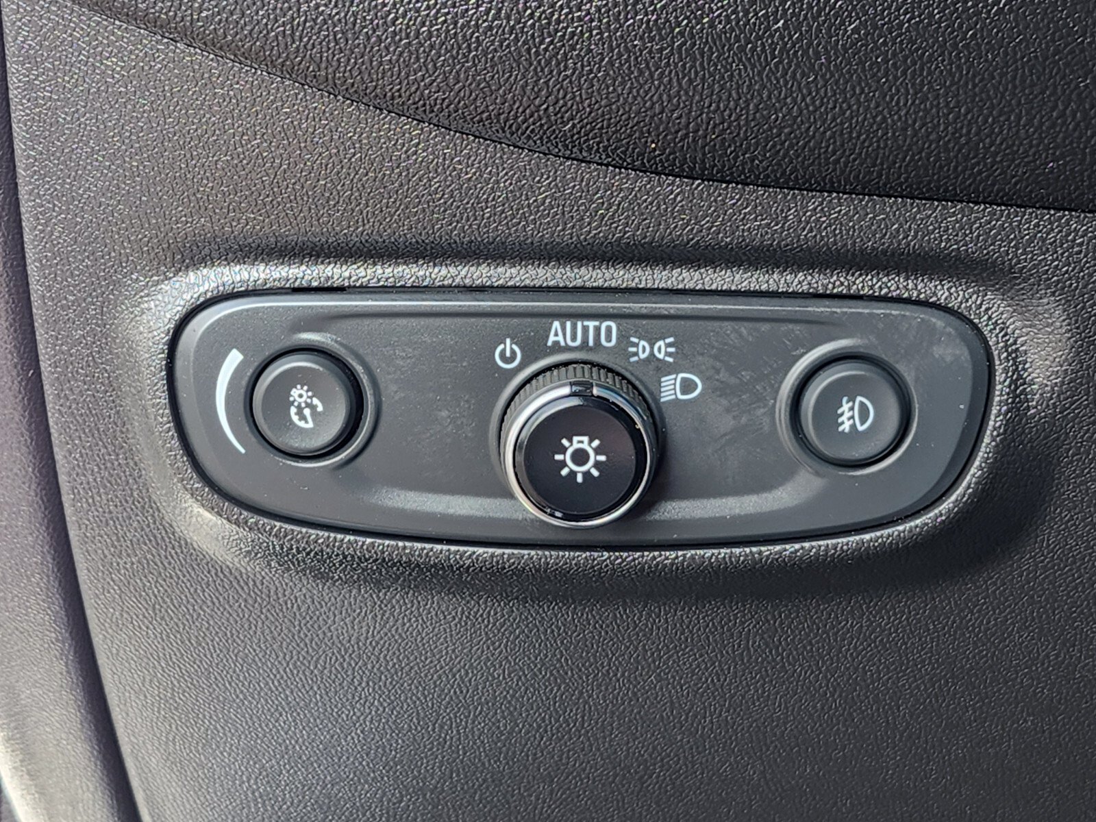 Used 2021 Chevrolet Equinox Premier FWD image 29