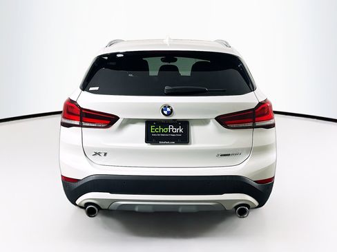 Used 2021 BMW X1 xDrive28i w/ Premium Package image 7