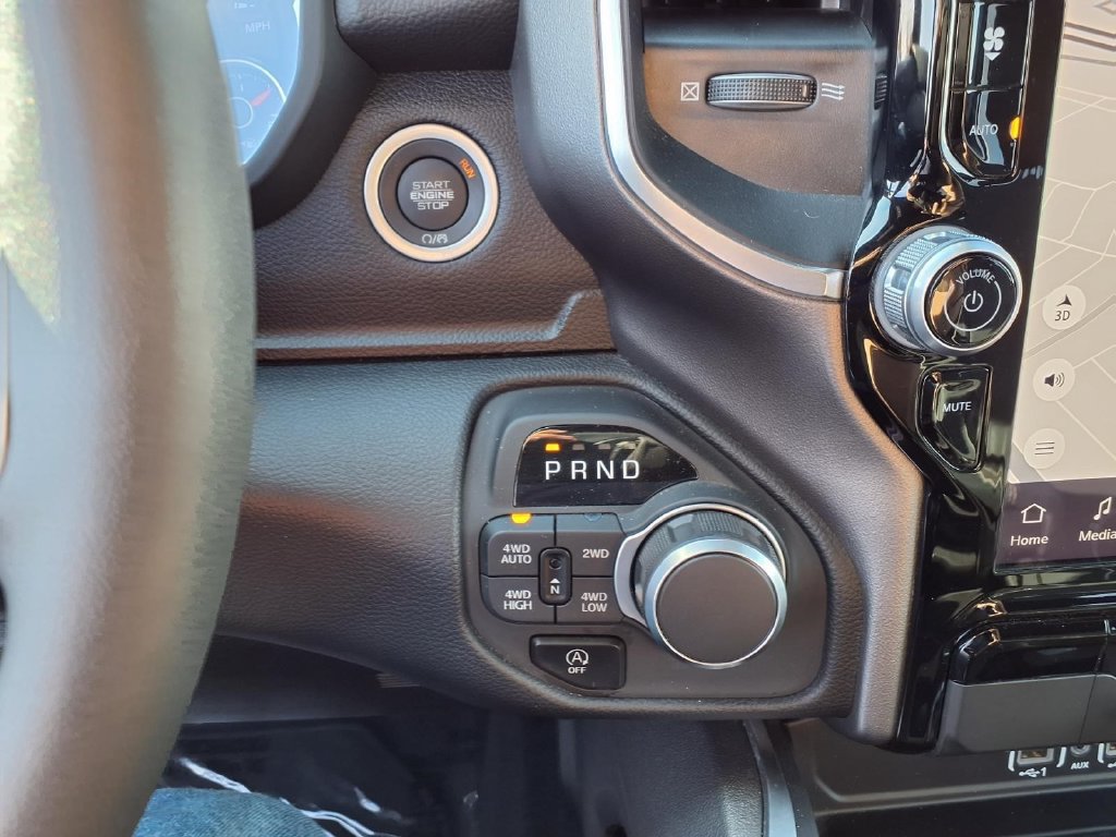 Used 2026 RAM 1500 Big Horn AWD/4WD image 9