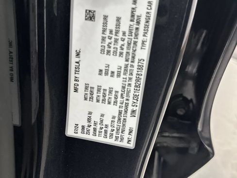 Used 2024 Tesla Model 3 Long Range AWD/4WD image 27