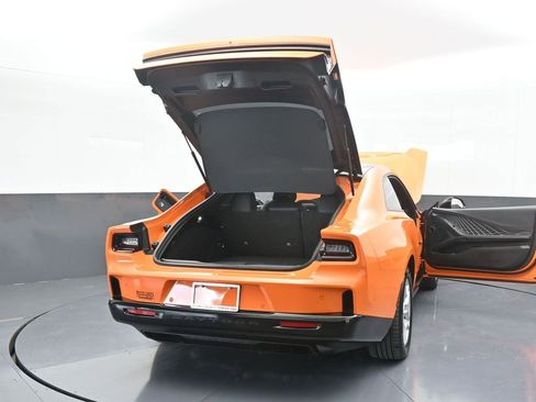 Used 2025 Dodge Charger R/T w/ Sun & Sound Package image 76