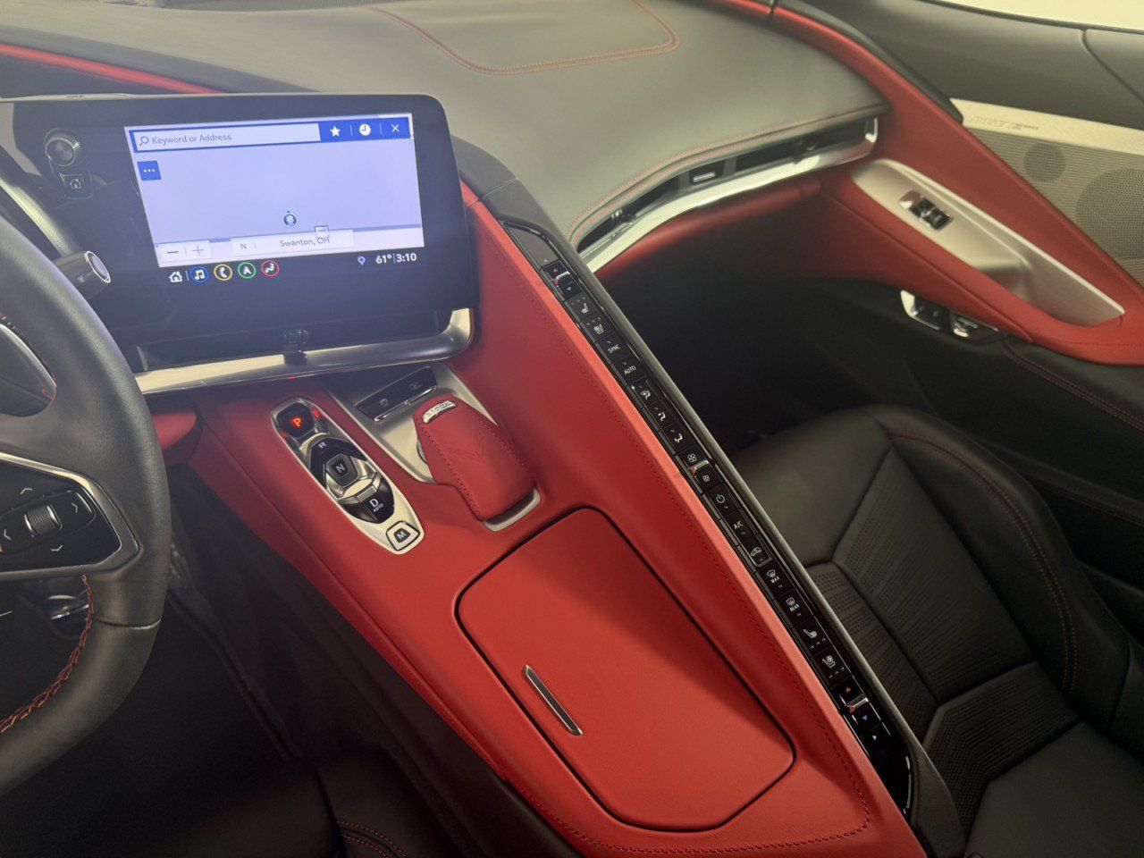 Used 2020 Chevrolet Corvette Stingray Premium Cpe w/ 3LT Preferred Equipment Group RWD image 15