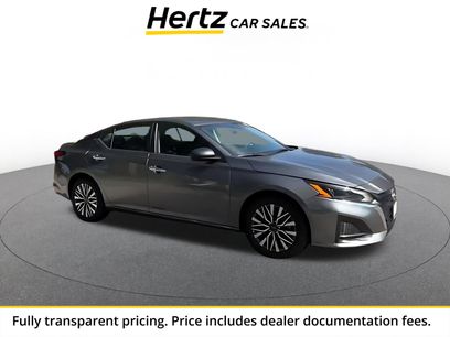 Used 2025 Nissan Altima 2.5 SV
