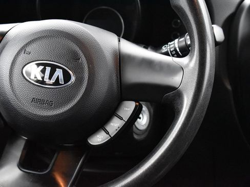 Used 2015 Kia Soul image 18