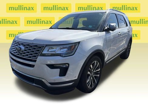 Used 2018 Ford Explorer Platinum AWD/4WD image 37