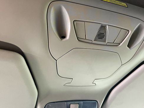 Used 2022 Ford Transit Connect XL image 22