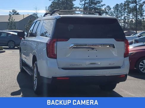 Used 2021 GMC Yukon XL SLT w/ SLT Premium Package image 8