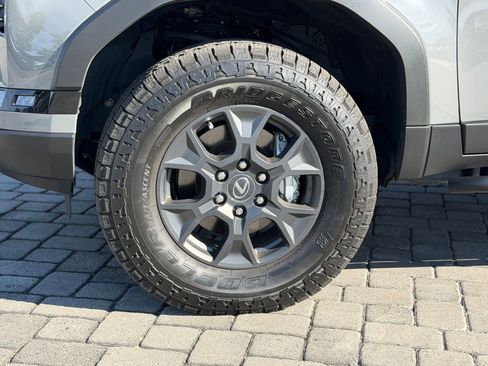 Used 2024 Lexus GX 550 image 12