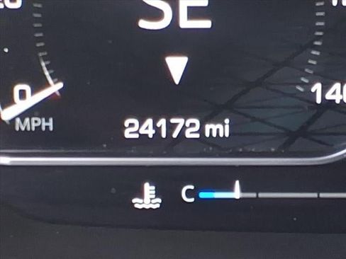 Certified 2024 GMC Yukon Denali image 18