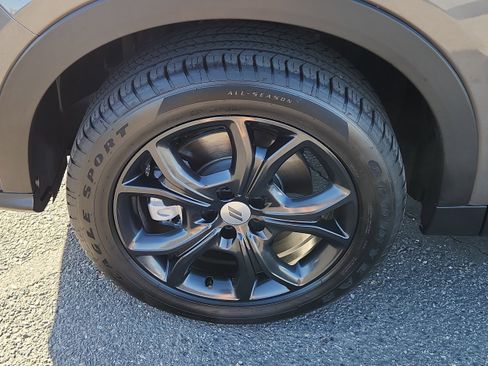 Used 2024 Dodge Hornet GT image 7