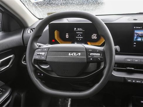 Certified 2025 Kia K4 LX image 16