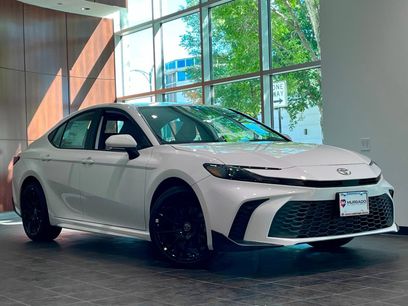 New 2026 Toyota Camry SE w/ Multimedia Upgrade Package