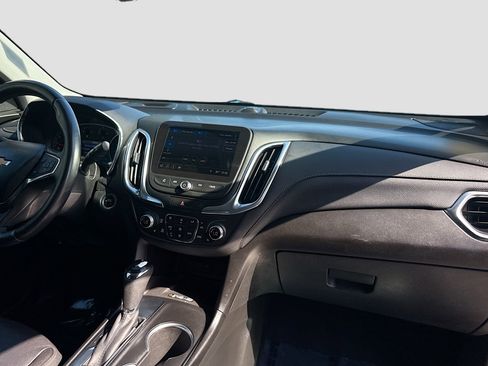 Used 2020 Chevrolet Equinox Premier image 32