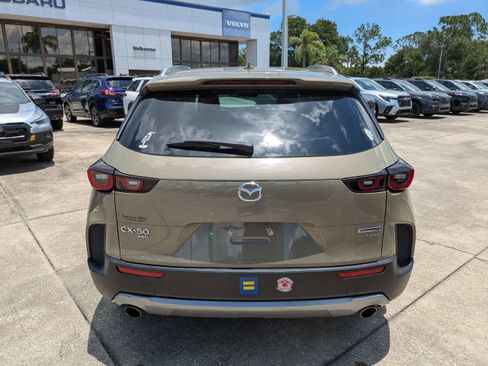 Used 2024 MAZDA CX-50 AWD 2.5 Turbo w/ Premium Pkg image 5