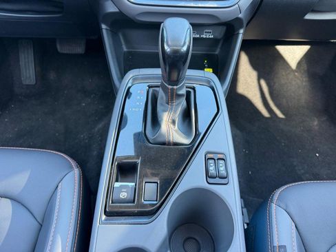 Used 2024 Subaru Crosstrek 2.5i Limited w/ Popular Package #3A image 16