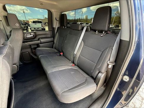 Used 2022 Chevrolet Silverado 2500 Custom w/ Custom Value Package AWD/4WD image 27