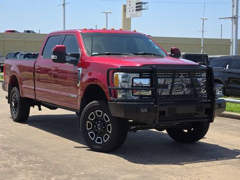 Used 2017 Ford F350 Lariat w/ FX4 Off-Road Package AWD/4WD image 1