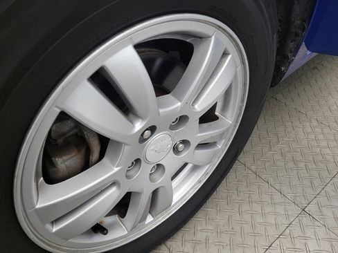 Used 2016 Chevrolet Sonic LT image 31