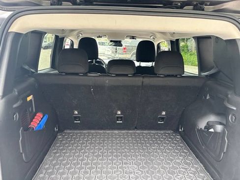 Used 2021 Jeep Renegade Sport w/ Sport Appearance Group AWD/4WD image 14