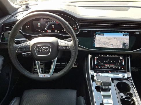 Used 2024 Audi SQ8 Prestige AWD/4WD image 12