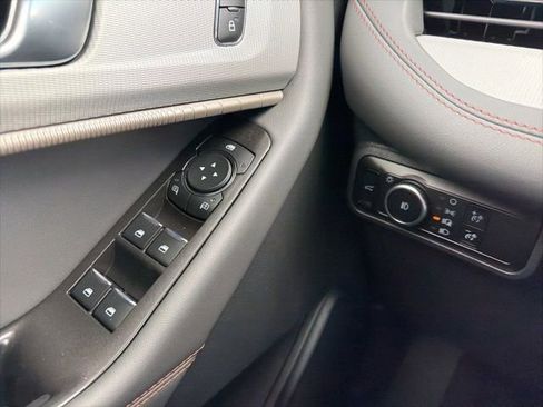 New 2026 Ford Explorer Active w/ Active Comfort Package AWD/4WD image 25