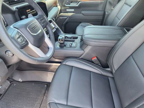 New 2026 GMC Sierra 1500 Denali w/ Denali Reserve Package image 8