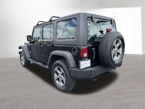 Used 2017 Jeep Wrangler Unlimited Sport w/ Connectivity Group AWD/4WD image 6