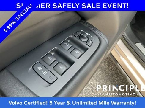 Certified 2023 Volvo XC60 B5 Plus w/ Protection Package Premier FWD image 28